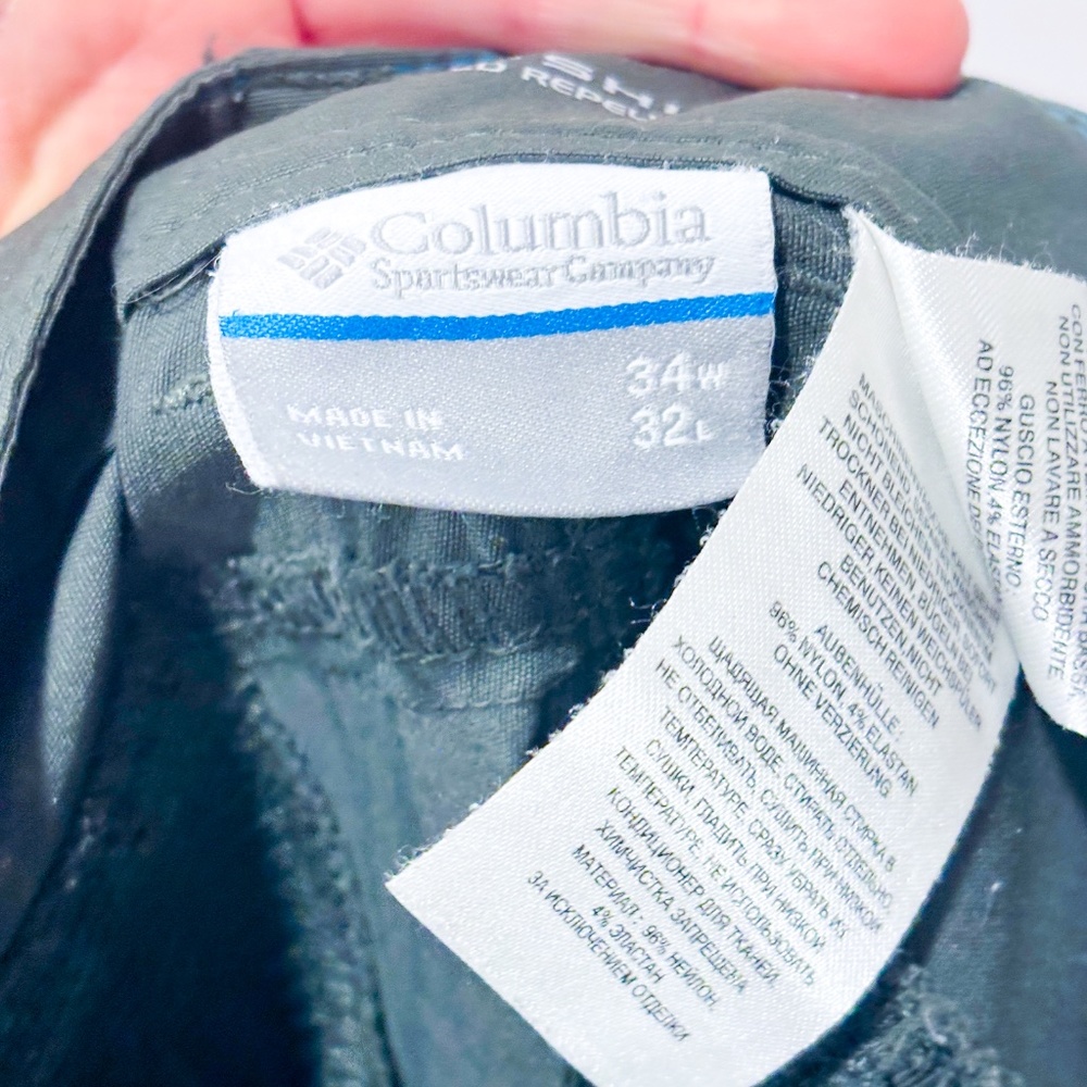 COLUMBIA Khaki Omni-Shield Convertible Pants - Picture 8 of 14